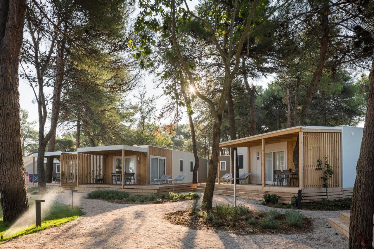 Falkensteiner Premium Mobile Homes And Camping Задар Екстериор снимка Camping in Croatia